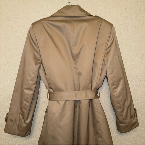 Bromleigh Vintage Trench Coat in Cream - Picture 4 of 9